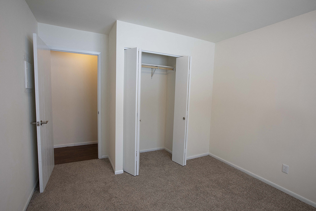 Washington Court Apartments